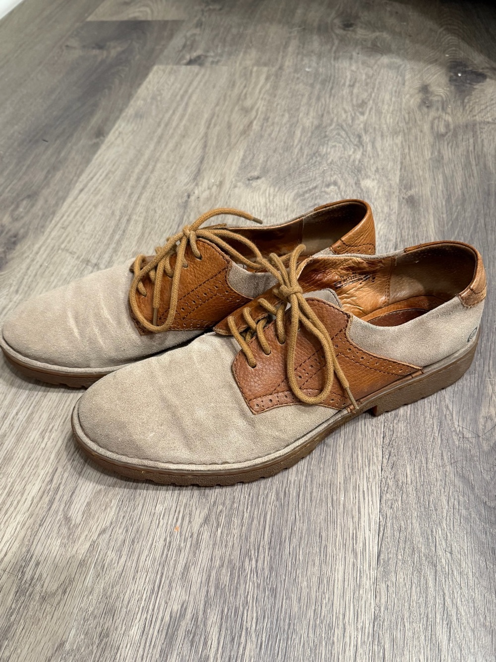 Born Men’s 10 EU 44 Tan Suede Leather Oxford Derby Lace Up Shoes Brown
